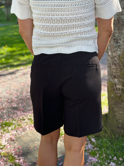 Vilja Shorts, Black