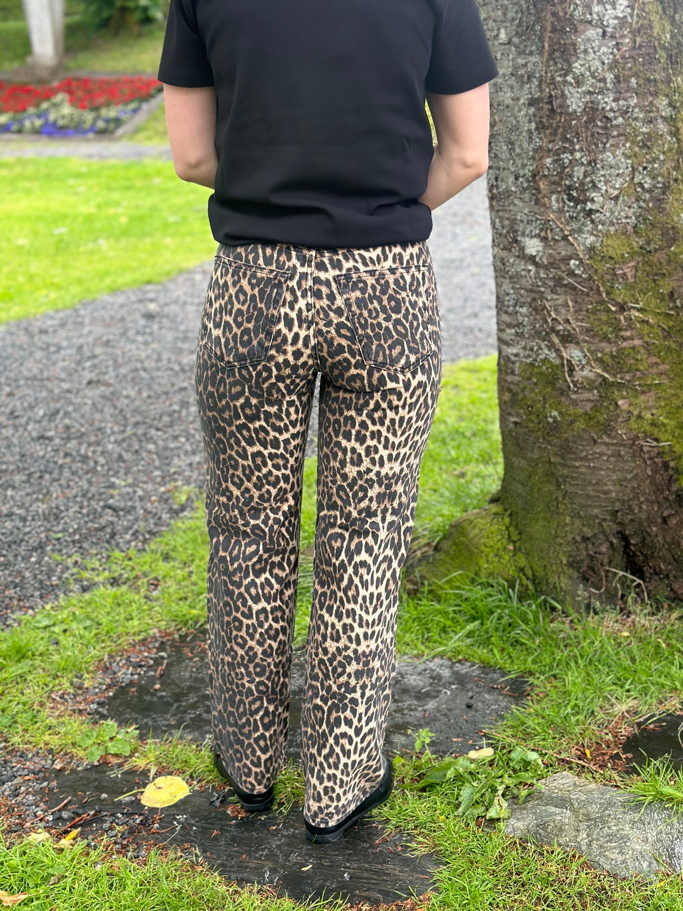 Simona Leopard Pants