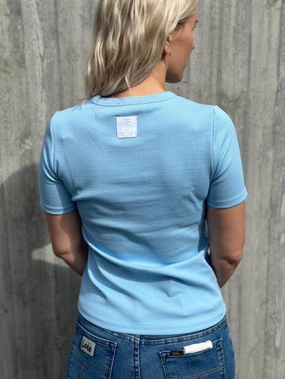 Numbia 5 T-shirt, Light Blue