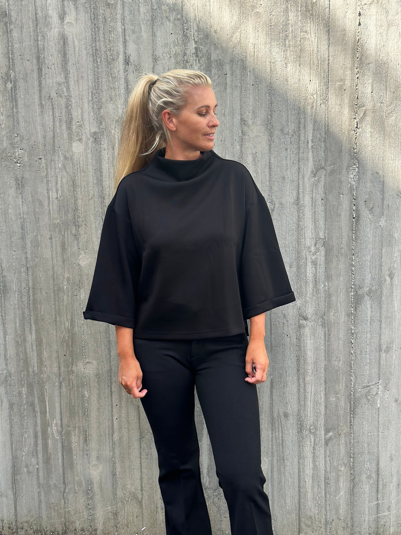 Elle top, Black