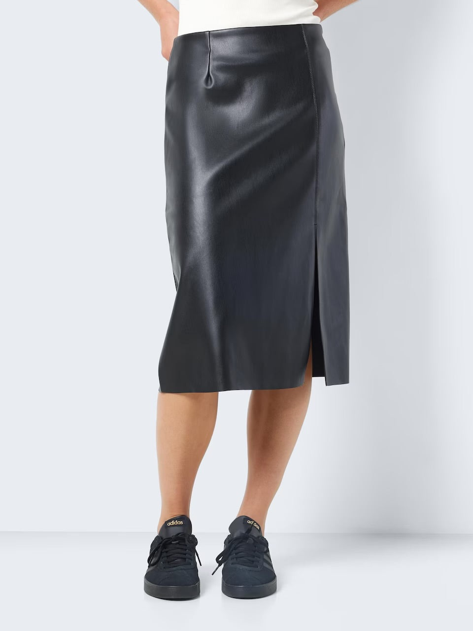 Clara HW Slit Midi Lenght Skirt