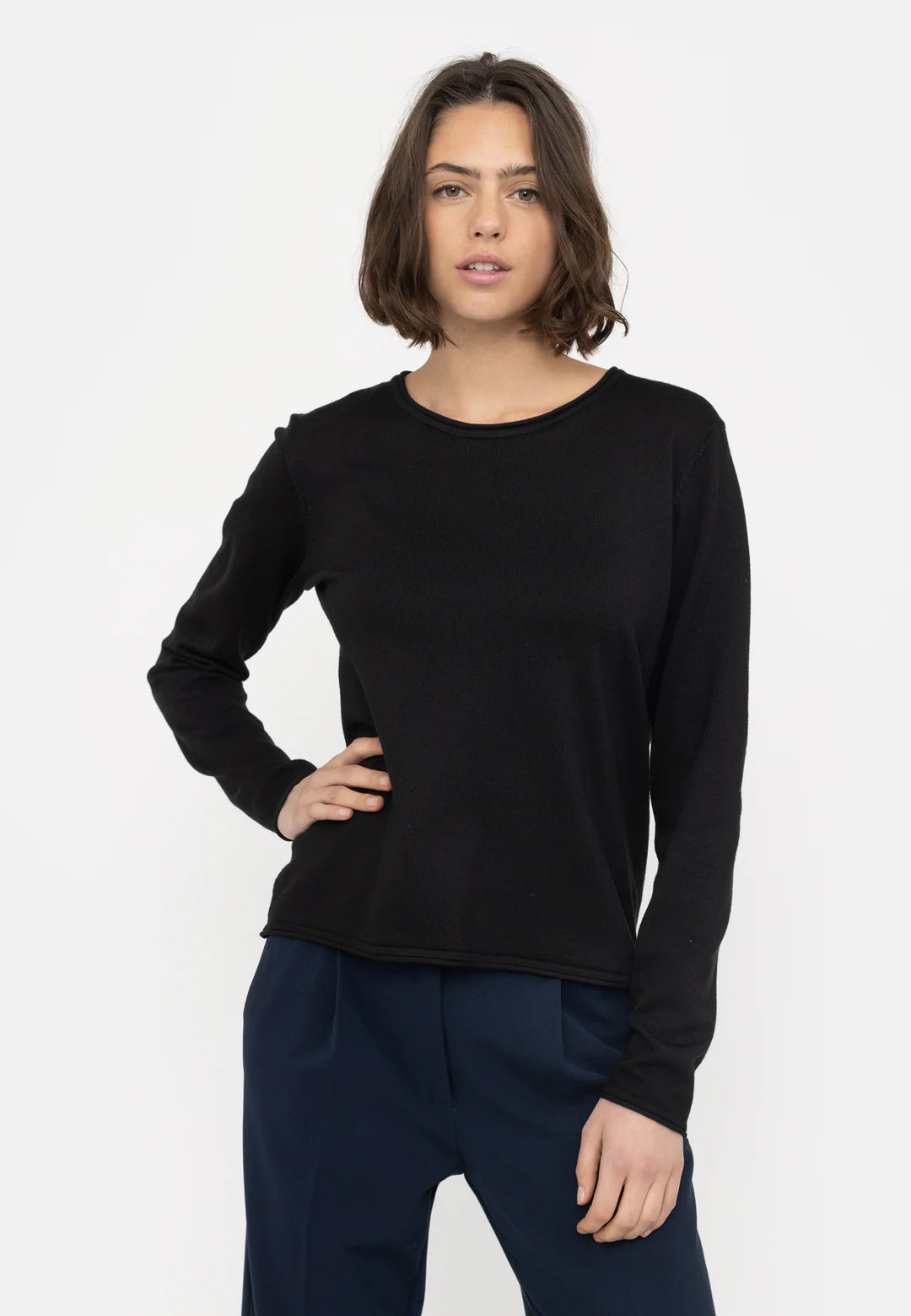 Marla O-neck Roll Edge Knit, Black