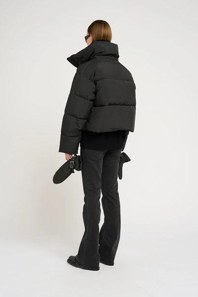 Pinara Short Puffer, Black