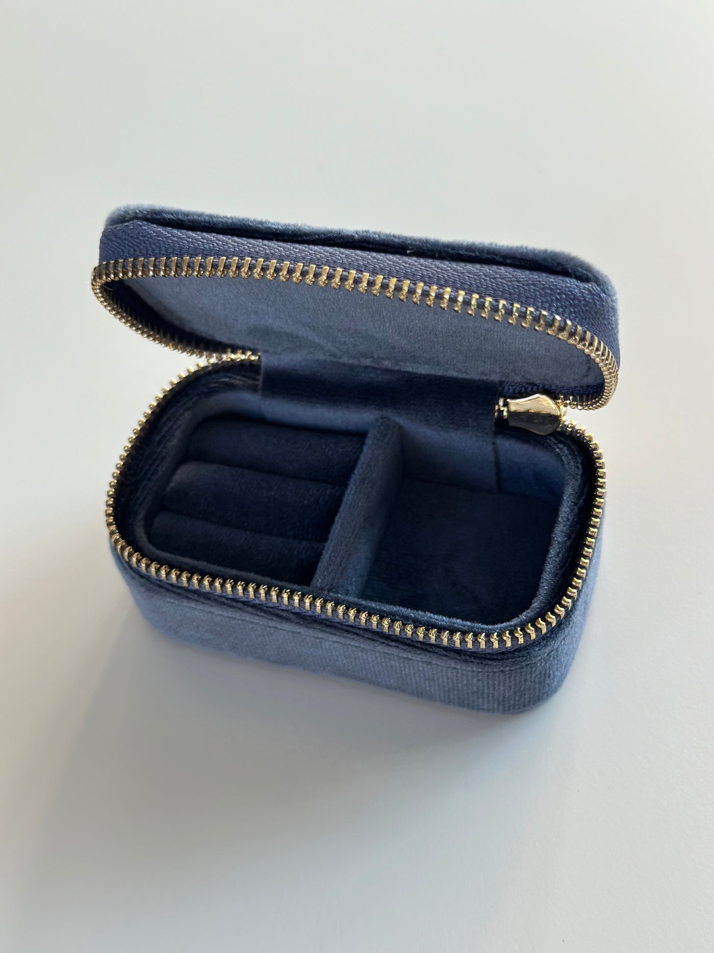 Velvet Jewellery Box Micro, Sparkled Steel Blue