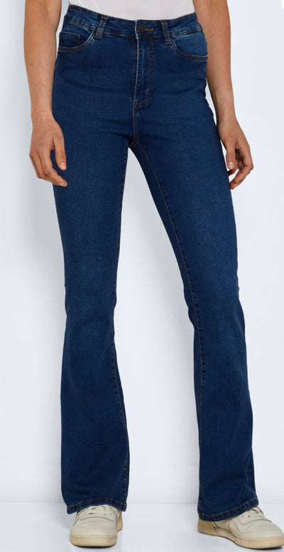 Sallie HW Flare Jeans, Medium Blue